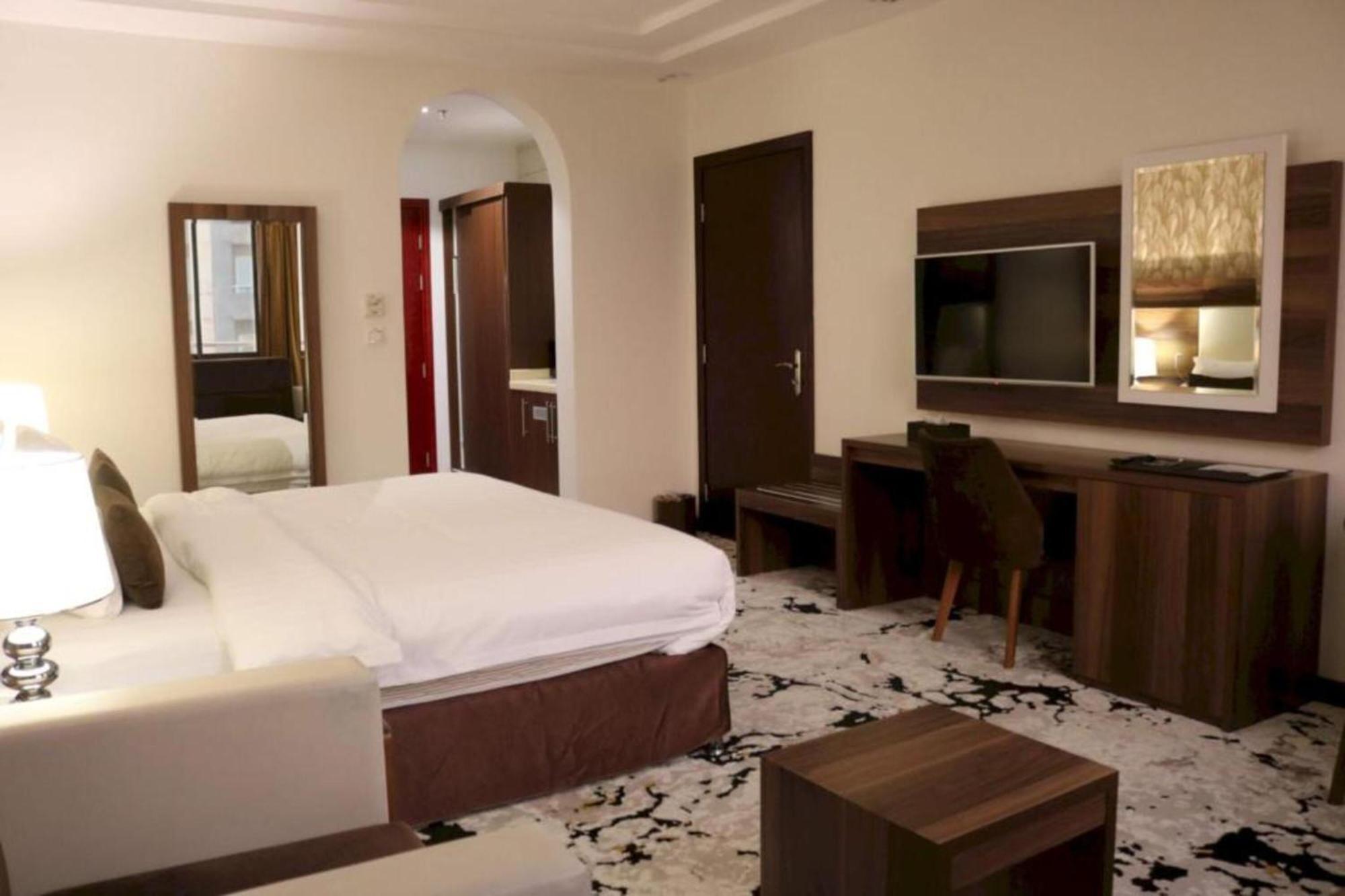Hotel Mirage 3*